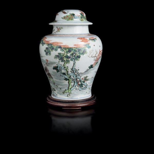 Potiche in porcellana a decoro di paesaggio, Cina, Dinastia Qing, XIX secolo  - Asta Fine Chinese Works of Art - Associazione Nazionale - Case d'Asta italiane