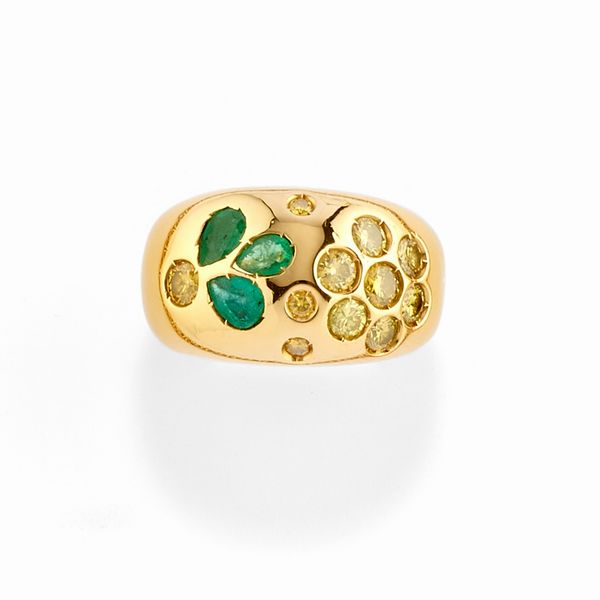 Anello con diamanti fancy color  - Asta Gioielli - Associazione Nazionale - Case d'Asta italiane