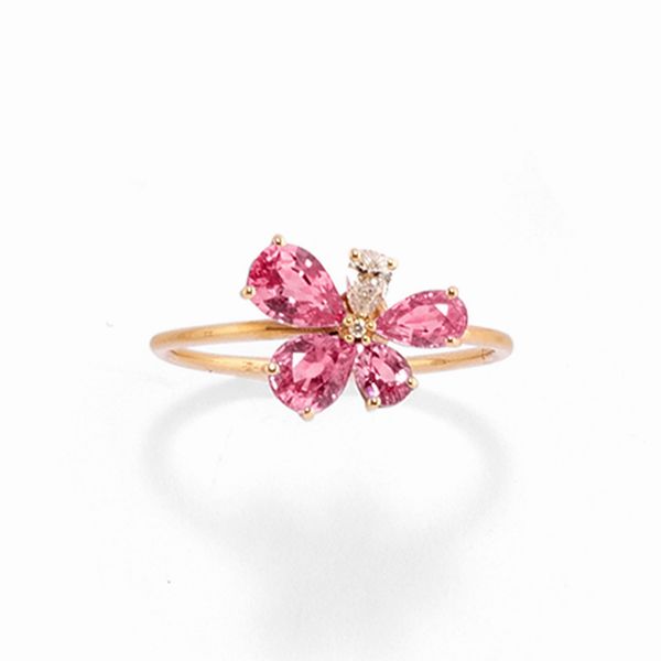 Gismondi : Anello con zaffiri rosa  - Asta Gioielli - Associazione Nazionale - Case d'Asta italiane