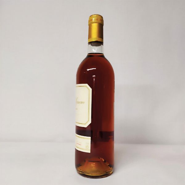 Chateau dYquem, Sauternes 1990  - Asta Wine and Spirits - Associazione Nazionale - Case d'Asta italiane