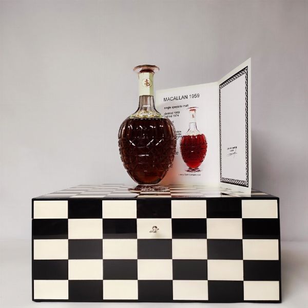 Macallan 1959 Decanter Baccarat, Single Malt Whisky  - Asta Wine and Spirits - Associazione Nazionale - Case d'Asta italiane