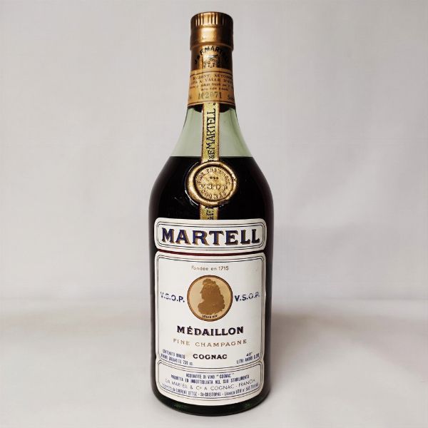 Martell Medaillon VSOP, Fine Cognac  - Asta Wine and Spirits - Associazione Nazionale - Case d'Asta italiane