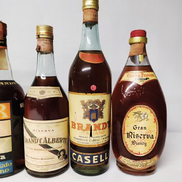 Martinazzi, Pedroni, Motta, Alberti, Caselli, Landy, Brandy  - Asta Wine and Spirits - Associazione Nazionale - Case d'Asta italiane