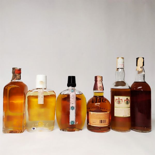 Old Whisky, Park Lane, Red Hills, Bell's, Highland Queen, Cluny, Scotch Whisky  - Asta Wine and Spirits - Associazione Nazionale - Case d'Asta italiane