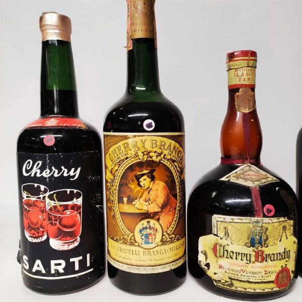 Sarti, Branca, Vlahov, Martinazzi, Luxardo, Cherry Brandy  - Asta Wine and Spirits - Associazione Nazionale - Case d'Asta italiane