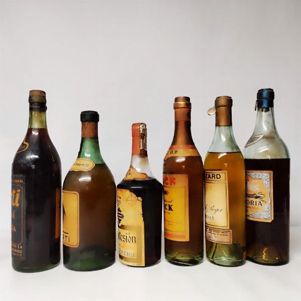 Sarti, Montesion, Stock, Marie Brizard, Fred de Sori, Cognac & Brandy  - Asta Wine and Spirits - Associazione Nazionale - Case d'Asta italiane