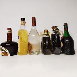 Buton, Abbadia, Anisetta, Slivovitz, Certosa, Cherry, Prunella, Liquori  - Asta Wine and Spirits - Associazione Nazionale - Case d'Asta italiane