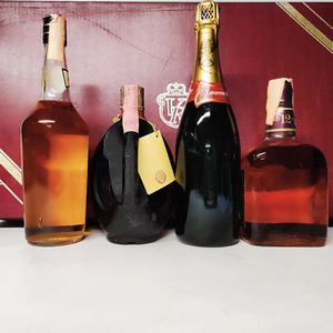 Laurent Perrier Champagne, Vecchia Romagna, Saltyre, Glenesk, Scotch Whisky  - Asta Wine and Spirits - Associazione Nazionale - Case d'Asta italiane