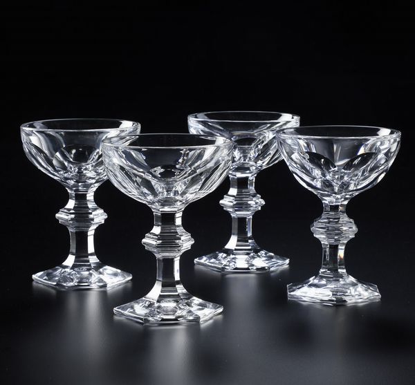 Diciannove coppe Harcourt 1841<BR>Francia, Manifattura Baccarat, XX secolo<BR><BR>  - Asta L'Art de la Table - Associazione Nazionale - Case d'Asta italiane