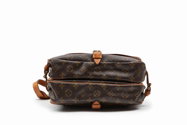 Louis Vuitton : Borsa Saumur  - Asta Luxury Fashion - Associazione Nazionale - Case d'Asta italiane