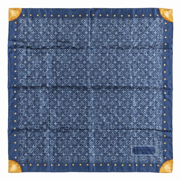 Louis Vuitton : Lotto di due foulard  - Asta Luxury Fashion - Associazione Nazionale - Case d'Asta italiane