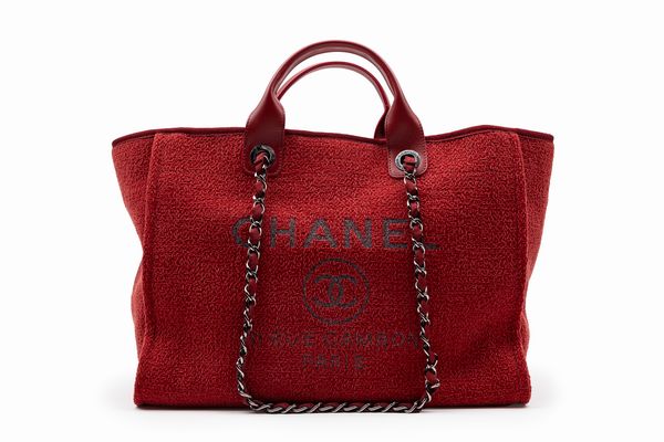 CHANEL : Borsa Deauville  - Asta Luxury Fashion - Associazione Nazionale - Case d'Asta italiane