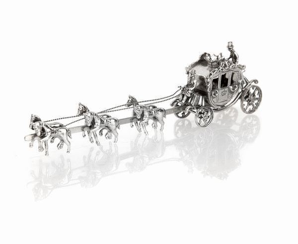 Miniatura in argento 800 raffigurante carrozza trainata da sei cavalli  - Asta Argenti Antichi e da Collezione - Associazione Nazionale - Case d'Asta italiane