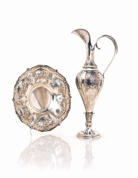 Versatoio con piatto in argento  - Asta Argenti Antichi e da Collezione - Associazione Nazionale - Case d'Asta italiane