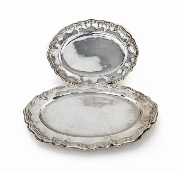Due piatti da portata ovali in argento 800/000, Italia  - Asta Argenti Antichi e da Collezione - Associazione Nazionale - Case d'Asta italiane