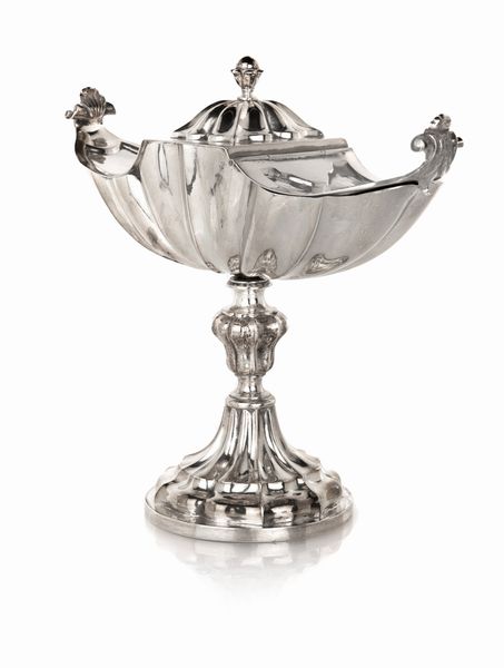 Navicella per incenso in argento, Roma, Stato Pontificio, 1815 - 1870  - Asta Argenti Antichi e da Collezione - Associazione Nazionale - Case d'Asta italiane