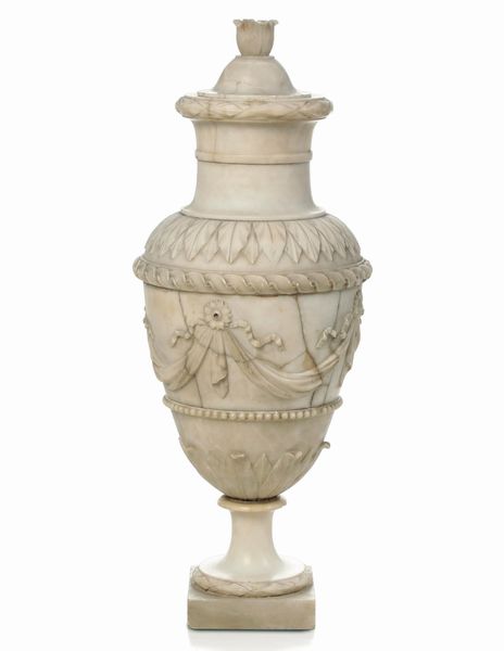 Vaso di gusto neoclassico. Arte toscana del XIX secolo  - Asta Dimore Italiane - Associazione Nazionale - Case d'Asta italiane