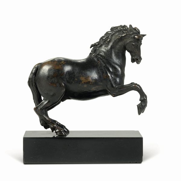 Cavallo che impenna. Arte barocca, inizi del XVII secolo. Fonditore italiano seguace di Giambologna  - Asta Dimore Italiane - Associazione Nazionale - Case d'Asta italiane