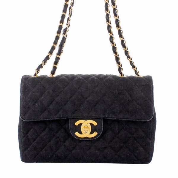 Chanel Timeless Classique Jumbo borsa a spalla vintage  - Asta Gioielli Orologi | Fashion Vintage - Associazione Nazionale - Case d'Asta italiane