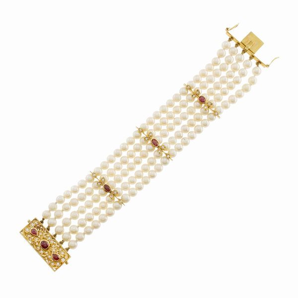 Bracciale a cinque fili di perle coltivate  - Asta Gioielli Orologi | Fashion Vintage - Associazione Nazionale - Case d'Asta italiane