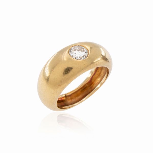 Anello in oro giallo 18kt con diamante  - Asta Gioielli Orologi | Fashion Vintage - Associazione Nazionale - Case d'Asta italiane