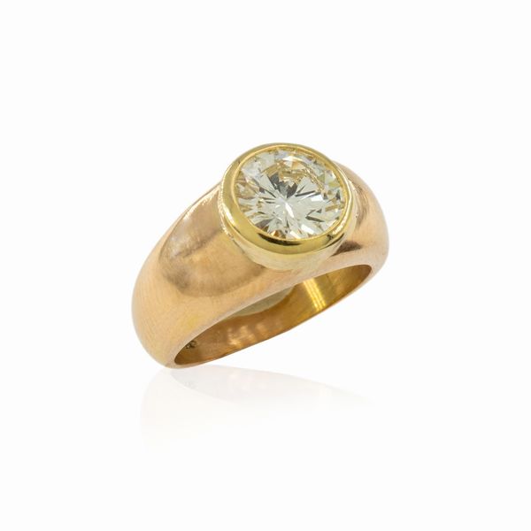 Anello in oro rosa 18kt con diamante ct 1,93  - Asta Gioielli Orologi | Fashion Vintage - Associazione Nazionale - Case d'Asta italiane