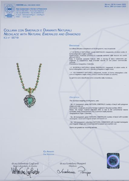 . : Collana con eccezionale e raro ciondolo XIX secolo in argento e oro basso titolo con diamanti taglio antico. Recante uno smeraldo colombiano di forma poligonale del peso stimato di 5 ct. ca.  - Asta GIOIELLI - OROLOGI - ALL I WANT FOR CHRISTMAS Online - Associazione Nazionale - Case d'Asta italiane