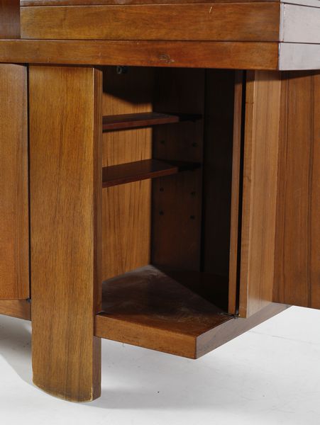 COPPOLA SILVIO (1920 - 1986) : Credenza con alzata mod. 602 per Bernini, Ceriano Laghetto  - Asta DESIGN E ARTI DECORATIVE DEL NOVECENTO - Associazione Nazionale - Case d'Asta italiane