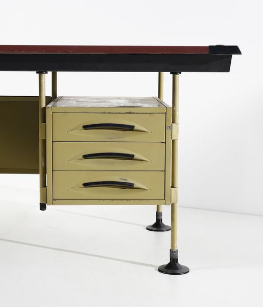 STUDIO BBPR (n. 1932) : Scrivania della serie Spazio Modernista per Olivetti, Ivrea  - Asta DESIGN E ARTI DECORATIVE DEL NOVECENTO - Associazione Nazionale - Case d'Asta italiane