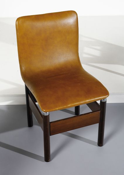 INTROINI VITTORIO (1935 - 2023) : Quattro sedie mod. Chelsea per Saporiti, Besnate  - Asta DESIGN E ARTI DECORATIVE DEL NOVECENTO - Associazione Nazionale - Case d'Asta italiane