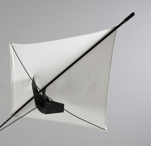 ORLANDINI PAOLO (n. 1941) : Lampada a soffitto mod. Vela per Martinelli Luce, Italia  - Asta DESIGN E ARTI DECORATIVE DEL NOVECENTO - Associazione Nazionale - Case d'Asta italiane