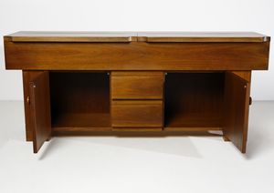 MICHELUCCI GIOVANNI (1891 - 1990) : Credenza della serie Torbecchia per Poltronova, Firenze  - Asta DESIGN E ARTI DECORATIVE DEL NOVECENTO - Associazione Nazionale - Case d'Asta italiane