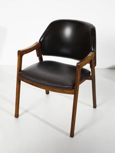 PARISI ICO (1916 - 1996) : Cinque poltroncine mod. 814 per Cassina, Meda  - Asta DESIGN E ARTI DECORATIVE DEL NOVECENTO - Associazione Nazionale - Case d'Asta italiane