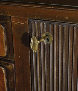 BUFFA PAOLO (1903 - 1970) : nello stile di. Mobile da soggiorno con vetrina, cassetti e stipi  - Asta DESIGN E ARTI DECORATIVE DEL NOVECENTO - Associazione Nazionale - Case d'Asta italiane