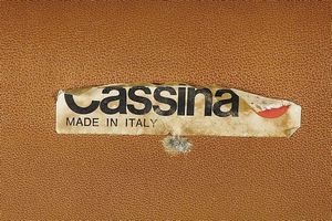 MAGISTRETTI VICO (1920 - 2006) : Divano a tre posti mod. Maralunga per Cassina, Meda  - Asta DESIGN E ARTI DECORATIVE DEL NOVECENTO - Associazione Nazionale - Case d'Asta italiane