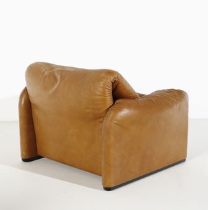 MAGISTRETTI VICO (1920 - 2006) : Coppia di poltrone mod. Maralunga per Cassina, Meda  - Asta DESIGN E ARTI DECORATIVE DEL NOVECENTO - Associazione Nazionale - Case d'Asta italiane