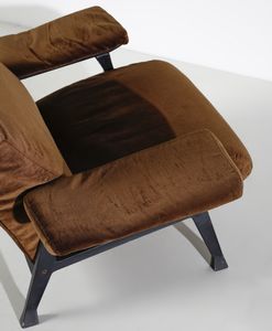 MENGHI ROBERTO (1920 - 2006) : Coppia di poltrone mod. Hall per Arflex, Milano  - Asta DESIGN E ARTI DECORATIVE DEL NOVECENTO - Associazione Nazionale - Case d'Asta italiane