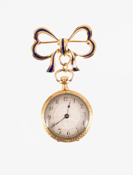 Orologio con spilla in oro giallo e smalti  - Asta Gioielli e Orologi - Associazione Nazionale - Case d'Asta italiane