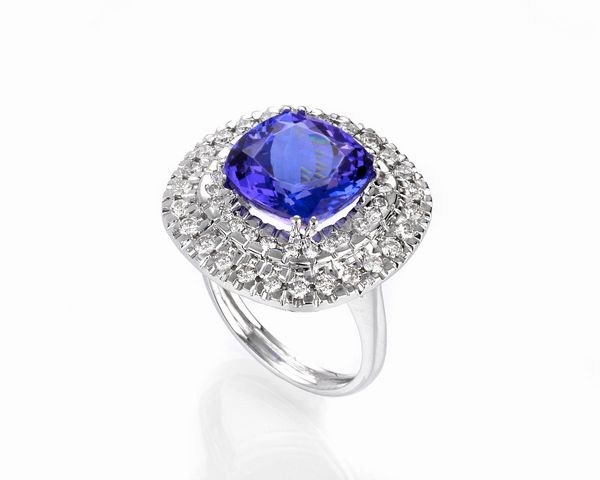 Anello in oro bianco, diamanti e tanzanite  - Asta Gioielli e Orologi - Associazione Nazionale - Case d'Asta italiane