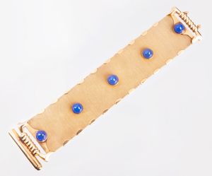 Bracciale a fascia larga in oro giallo con calcedoni, anni Quaranta-Cinquanta  - Asta Gioielli e Orologi - Associazione Nazionale - Case d'Asta italiane