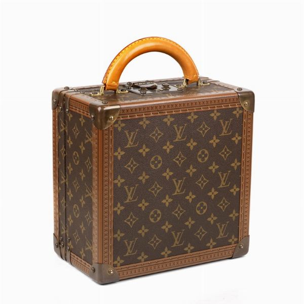 LOUIS VUITTON VALIGETTA TABOR 26  - Asta VINTAGE: BORSE E ACCESSORI DI HERMES, LOUIS VUITTON E ALTRE GRANDI MAISON - Associazione Nazionale - Case d'Asta italiane