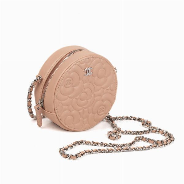 CHANEL TRACOLLA CAMELIA  - Asta VINTAGE: BORSE E ACCESSORI DI HERMES, LOUIS VUITTON E ALTRE GRANDI MAISON - Associazione Nazionale - Case d'Asta italiane