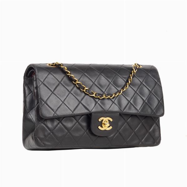 CHANEL TIMELESS 26 VINTAGE  - Asta VINTAGE: BORSE E ACCESSORI DI HERMES, LOUIS VUITTON E ALTRE GRANDI MAISON - Associazione Nazionale - Case d'Asta italiane