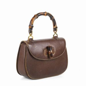 GUCCI BAMBOO BAG VINTAGE  - Asta VINTAGE: BORSE E ACCESSORI DI HERMES, LOUIS VUITTON E ALTRE GRANDI MAISON - Associazione Nazionale - Case d'Asta italiane