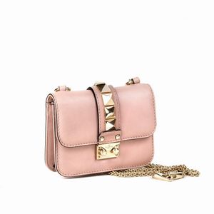 VALENTINO MINI TRACOLLA GLAM ROCKSTUD  - Asta VINTAGE: BORSE E ACCESSORI DI HERMES, LOUIS VUITTON E ALTRE GRANDI MAISON - Associazione Nazionale - Case d'Asta italiane