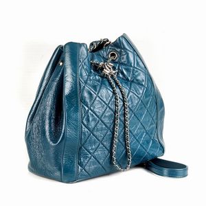 CHANEL SECCHIELLO  - Asta VINTAGE: BORSE E ACCESSORI DI HERMES, LOUIS VUITTON E ALTRE GRANDI MAISON - Associazione Nazionale - Case d'Asta italiane