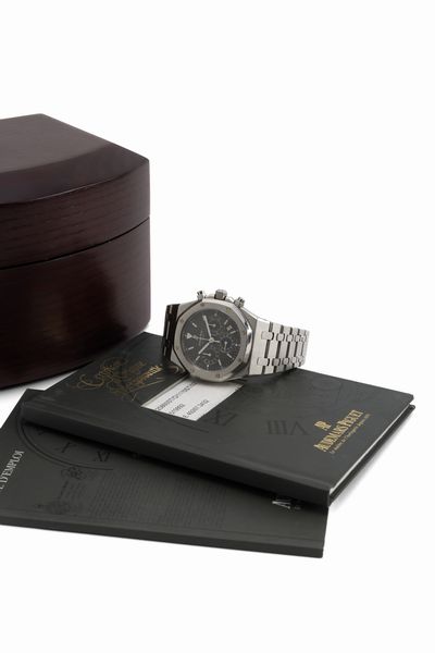 AUDEMARS PIGUET : Affascinante e sportivo Royal Oak Chrono 25860ST in acciaio con quadrante Blu virato antracite tre contatori e datario ad ore 5  - Asta Orologi da Polso - Associazione Nazionale - Case d'Asta italiane