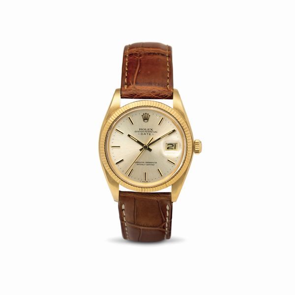 ROLEX : Raffinato ed attraente Date ref 1503 in oro giallo 18k, quadrante Argent con deployante originale  - Asta Orologi da Polso - Associazione Nazionale - Case d'Asta italiane