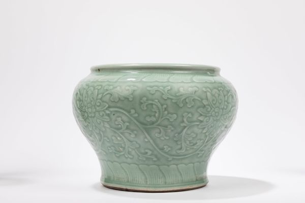 VASO IN PORCELLANA CELADON  - Asta Arte Orientale  - Associazione Nazionale - Case d'Asta italiane