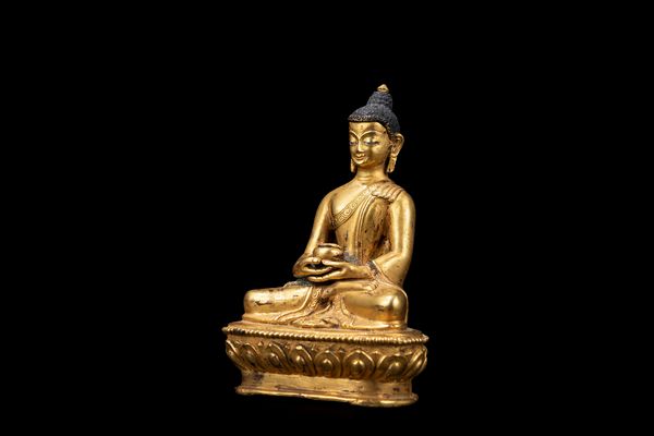 BUDDHA IN BRONZO DORATO  - Asta Arte Orientale  - Associazione Nazionale - Case d'Asta italiane